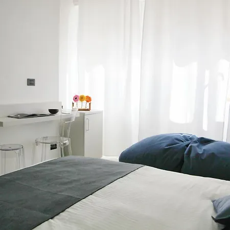 Be-coloured Guest house Naples