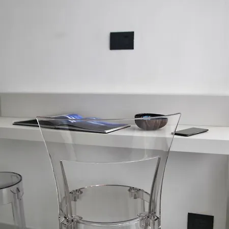 Be-coloured 4* Napels