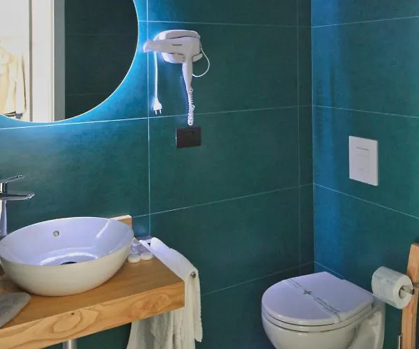 Be Coloured - Boutique Art Rooms In Naples Νάπολη